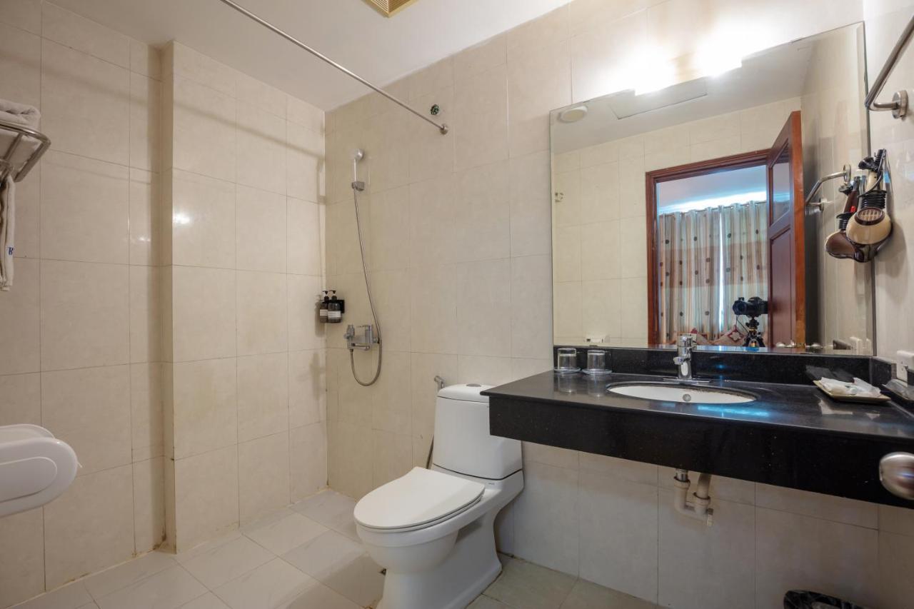 Blau Hotel Hanoi Exterior foto